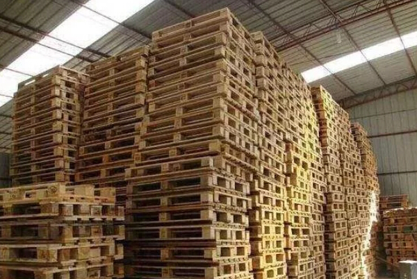 NG电子游戏厂家教你怎样正确摆放木托盘